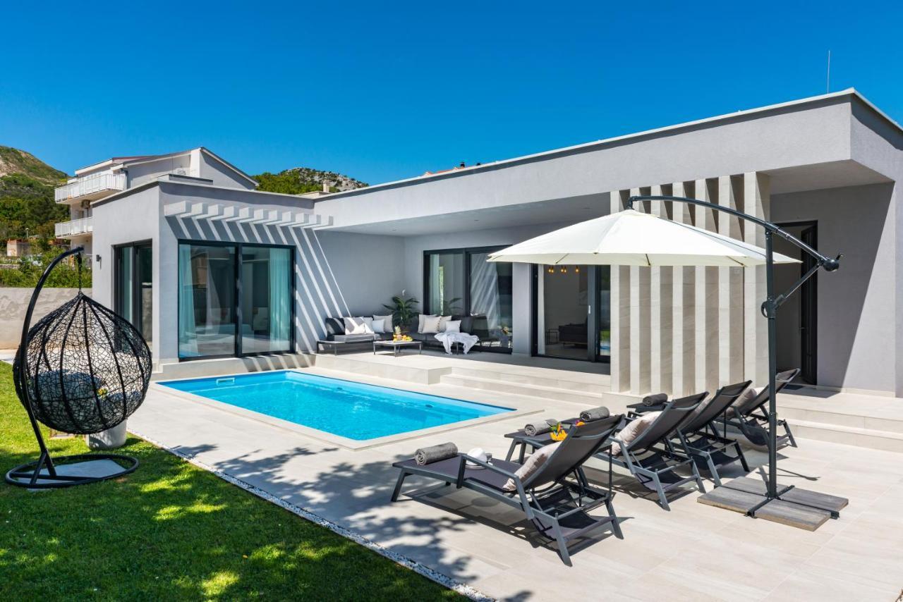 Villa Oasis - Your Luxury Home Away From Home Celopeci Esterno foto