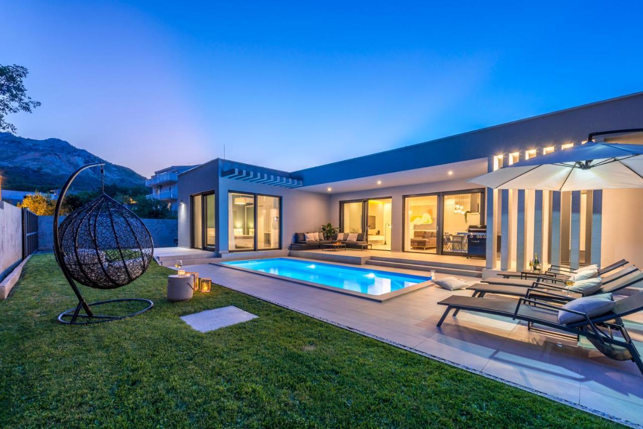 Villa Oasis - Your Luxury Home Away From Home Celopeci Esterno foto
