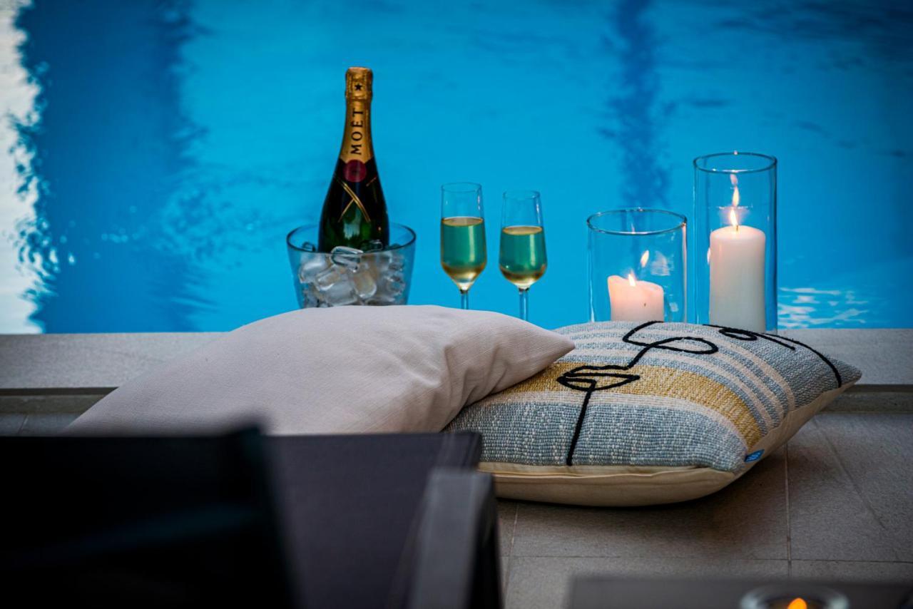Villa Oasis - Your Luxury Home Away From Home Celopeci Esterno foto